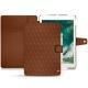 Custodia in pelle Apple iPad Air (2019) - Marron - Couture ( Nappa - Pantone 1615C ) 