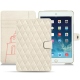 Capa em pele Apple iPad mini 5 - Blanc escumo - Couture