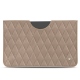 Lederschutzhülle Apple iPad 10.2" (2019) - Taupe vintage - Couture