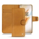 Funda de piel OnePlus 8 Pro - Or Maïa ( Pantone 871C ) 