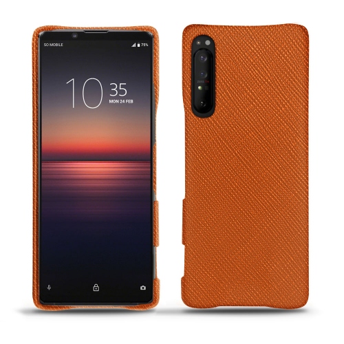 Habillez votre Xperia 1 II avec les coques NoreveOrange vibrant ( Pantone #e36b39 ) 