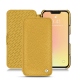 Funda de piel Apple iPhone 13 - Mimosa ( Pantone 141C ) 