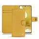 Capa em pele Samsung Galaxy S22 - Mimosa ( Pantone 141C ) 