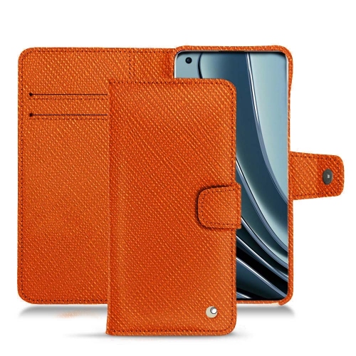OnePlus 10 Pro: Entscheiden Sie sich für eine Lederhülle!Orange vibrant ( Pantone #e36b39 ) 