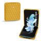 Capa em pele Samsung Galaxy Z Flip4 - Jaune soulèu - Couture ( Pantone #F3B934 )