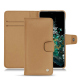 Capa em pele OnePlus 10T - Beige Veggie ( Pantone #dab9a1 ) 