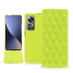 Housse cuir Xiaomi 12 Pro - Jaune fluo - Couture ( Pantone #c9ff57 ) 