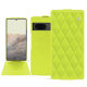 Lederschutzhülle Google Pixel 7 - Jaune fluo - Couture ( Pantone #c9ff57 ) 