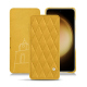Samsung Galaxy S23+ leather case - Jaune soulèu - Couture ( Pantone #F3B934 )