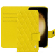 Samsung Galaxy S23+ leather case - Jaune fluo - Couture ( Pantone #c9ff57 ) 