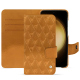 Samsung Galaxy S23+ leather case - Or Maïa - Couture ( Pantone 871C ) 