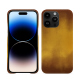 Coque cuir Apple iPhone 15 Pro Max - Doré Patine