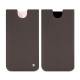 Apple iPhone 15 leather pouch