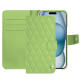Capa em pele Apple iPhone 15 - Vert olive - Couture ( Nappa - Pantone #a7c58e ) 