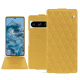 Funda de piel Google Pixel 8 Pro - Mimosa - Couture ( Pantone #b39437 ) 