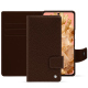 Google Pixel 8 leather case - Châtaigne ( Pantone #1b1107 ) 