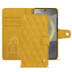 サムスンギャラクシーS24レザーウォレットケース - Jaune soulèu - Couture ( Pantone #F3B934 )