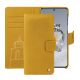 OnePlus 12 レザーウォレットケース - Jaune soulèu ( Pantone #F3B934 )