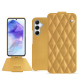 硬质真皮保护套 Samsung Galaxy A55 - Or Maïa - Couture ( Pantone 871C ) 