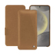 Capa em pele Samsung Galaxy S24 - Beige Veggie ( Pantone #dab9a1 ) 