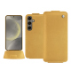 Funda de piel Samsung Galaxy S24 - Or Maïa ( Pantone 871C ) 