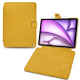 Custodia a portafoglio in pelle per Apple iPad Air 13 (2024) - Jaune soulèu ( Pantone #F3B934 )