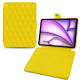 Étui portefeuille cuir Apple iPad Air 13 (2024) - Jaune fluo - Couture ( Pantone #c9ff57 ) 