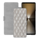Capa em pele Sony Xperia 1 VI - Platinium - Couture ( Pantone 877C ) 