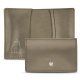 Etui en cuir pour cartes de visite - credit - Darboun sabla ( Pantone #BCB1A1 )