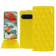 Google Pixel 9 Pro XL leather case - Jaune fluo - Couture ( Pantone #c9ff57 ) 