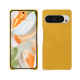 Capa em pele Google Pixel 9 Pro - Jaune soulèu ( Pantone #F3B934 )