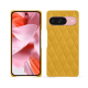 Coque cuir Google Pixel 9 - Jaune soulèu - Couture ( Pantone #F3B934 )