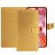 Funda de piel para cartera Google Pixel 9 - Or Maïa ( Pantone 871C ) 