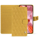 Funda de piel para cartera Google Pixel 9 - Mimosa - Couture ( Pantone #b39437 ) 