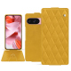 Custodia in pelle Google Pixel 9 - Jaune soulèu - Couture ( Pantone #F3B934 )
