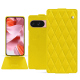 Google Pixel 9 leather case - Jaune fluo - Couture ( Pantone #c9ff57 ) 