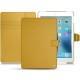 Funda de piel Apple iPad Pro 9.7" - Mimosa ( Pantone 141C ) 