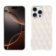 レザーケース Apple iPhone 16 Pro - Blanc escumo - Couture ( Pantone #D6D6D1 )