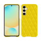 Capa em pele Samsung Galaxy S24 FE - Jaune fluo - Couture ( Pantone #c9ff57 ) 