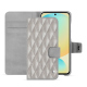 Funda de piel para cartera Samsung Galaxy S24 FE - Platinium - Couture ( Pantone 877C ) 
