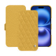 Housse cuir Apple iPhone 16 - Mimosa - Couture ( Pantone #b39437 ) 