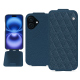 Funda de piel Apple iPhone 16 - Indigo - Couture ( Pantone #1f4565 ) 