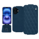 Custodia in pelle Apple iPhone 16 - Blu mediterran - Couture ( Pantone #0E3043 )