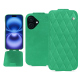 Funda de piel Apple iPhone 16 - Menthe vintage - Couture ( Pantone #37b375 ) 