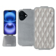 Apple iPhone 16 leather case - Platinium - Couture ( Pantone 877C ) 