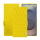 Samsung Galaxy S25 Ultra leather case - Jaune fluo - Couture ( Pantone #c9ff57 ) 