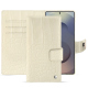 Capa de couro para carteira Samsung Galaxy S25 Ultra - Crocodile milk ( Pantone #d6d2c4 ) 
