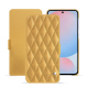 Housse cuir Samsung Galaxy A56 - Or Maïa - Couture ( Pantone 871C ) 