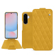 Capa em pele Samsung Galaxy A56 - Jaune soulèu - Couture ( Pantone #F3B934 )