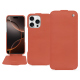 Housse cuir Apple iPhone 16 Pro - Orange Veggie ( Pantone #cb6015 ) 